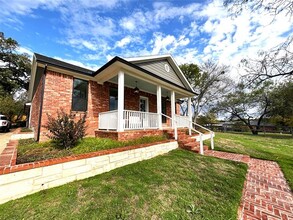 1416 Caddo Peak Trail in Joshua, TX - Building Photo - Building Photo