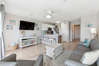 572 E Beach Blvd in Gulf Shores, AL - Foto de edificio - Building Photo