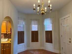 24 Front St, Unit Apartment 1 in Schenectady, NY - Foto de edificio - Building Photo