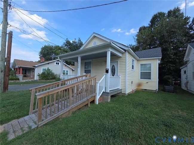 property at 3400 Decatur St
