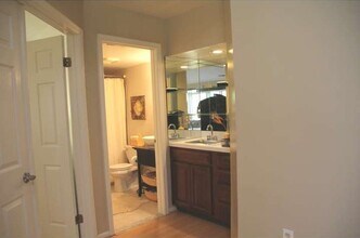 31 Westwinds Dr in West Windsor, NJ - Building Photo - Building Photo