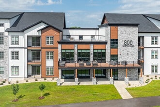 The Idylwood in Janesville, WI - Foto de edificio - Building Photo