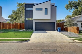 1719 Homeland St in Dallas, TX - Building Photo - Building Photo