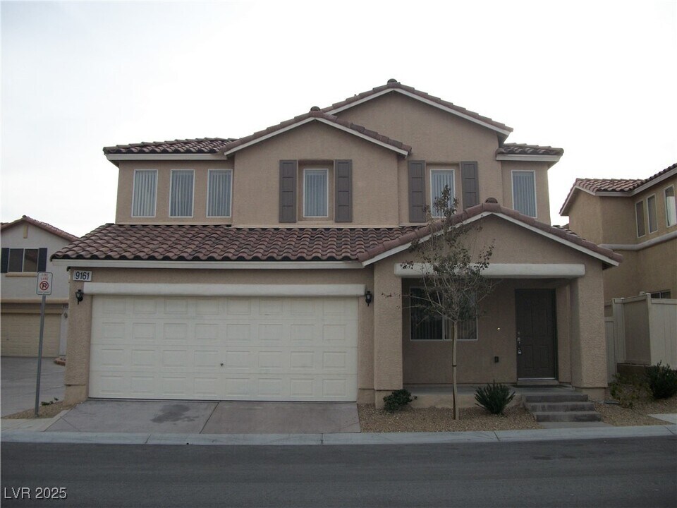 9161 Spoonbill Ridge Pl in Las Vegas, NV - Building Photo