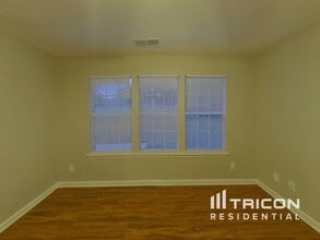 9605 Kenneth Glenn Dr in Charlotte, NC - Building Photo - Building Photo