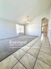 1335 E Century Ave in Gilbert, AZ - Building Photo - Building Photo