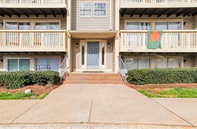 1600 Arlyn Cir in Charlotte, NC - Building Photo - Building Photo
