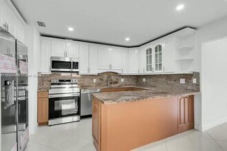 14755 SW 82nd Terrace in Miami, FL - Building Photo - Building Photo