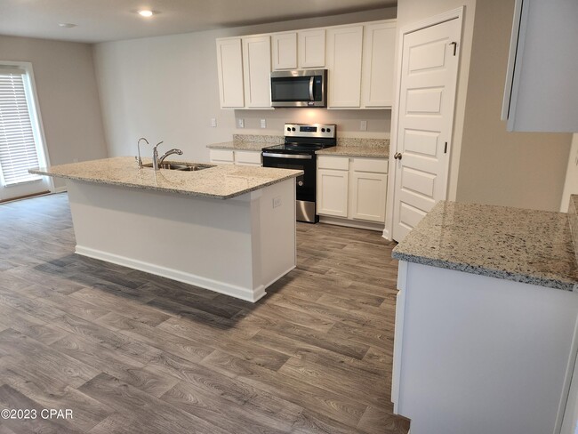 123 Tiller Dr in Callaway, FL - Building Photo - Building Photo