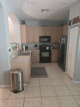 121 Seagrape Dr in Jupiter, FL - Building Photo - Building Photo