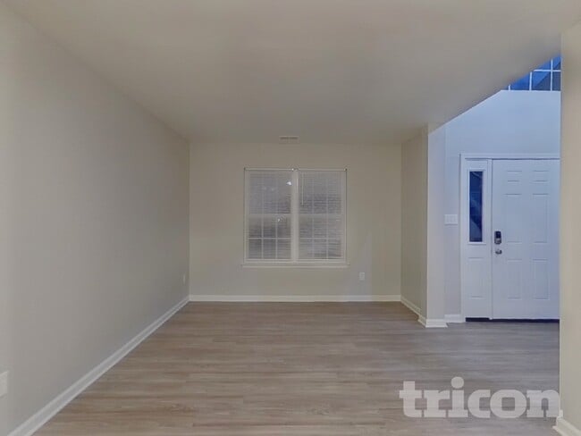 5506 Linda Vista Ln in Charlotte, NC - Building Photo - Building Photo