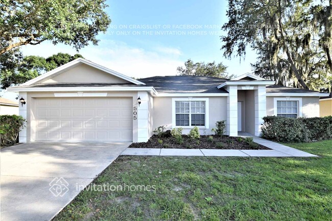 property at 505 Seven Oaks St
