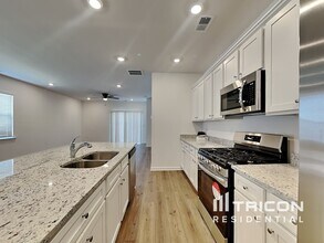 1880 Holmsey Cir in Conyers, GA - Building Photo - Building Photo
