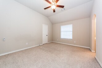 716 Sugar Valley Rd in Murphy, TX - Building Photo - Building Photo