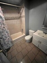 213 S Harrison St in East Orange, NJ - Foto de edificio - Building Photo