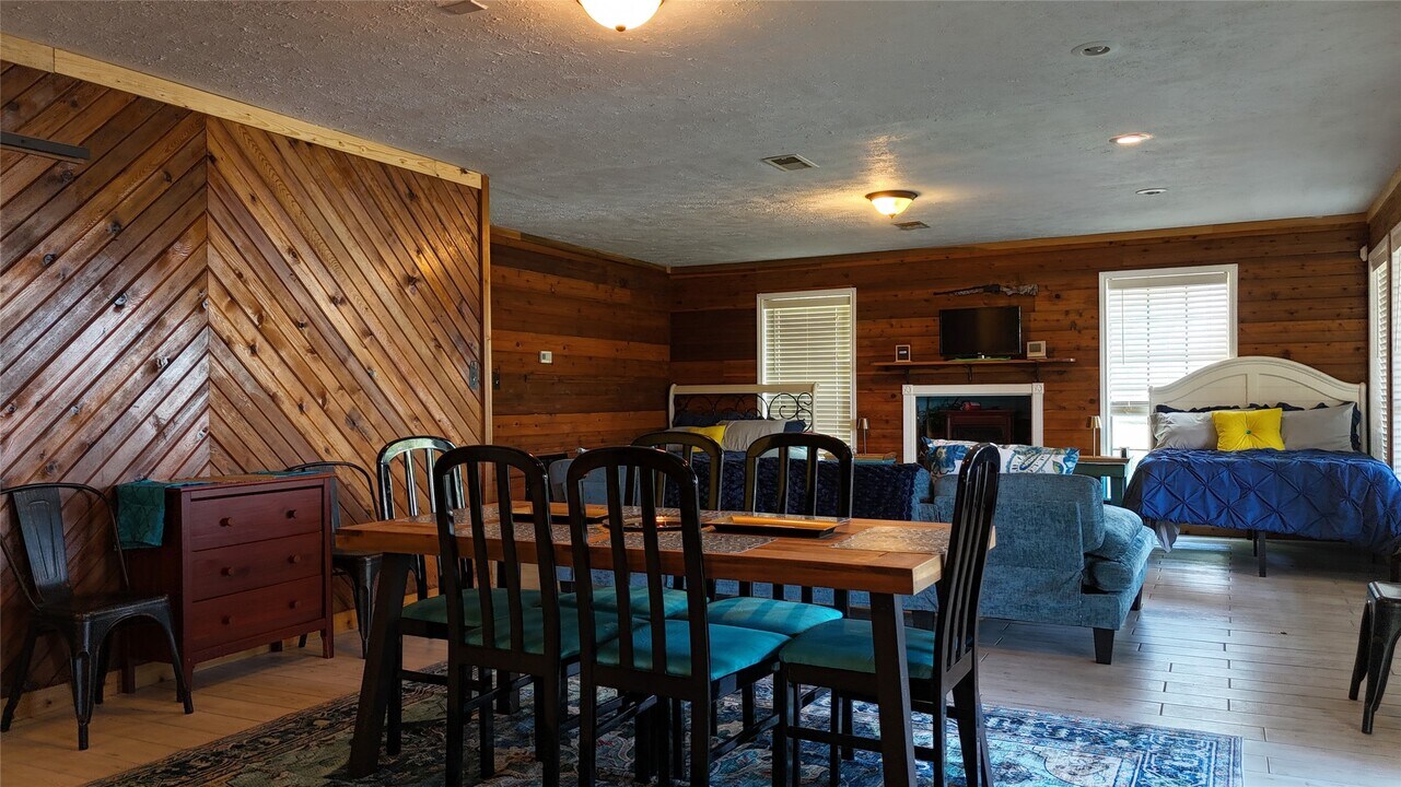 393 Mason Loop in Trinity, TX - Building Photo