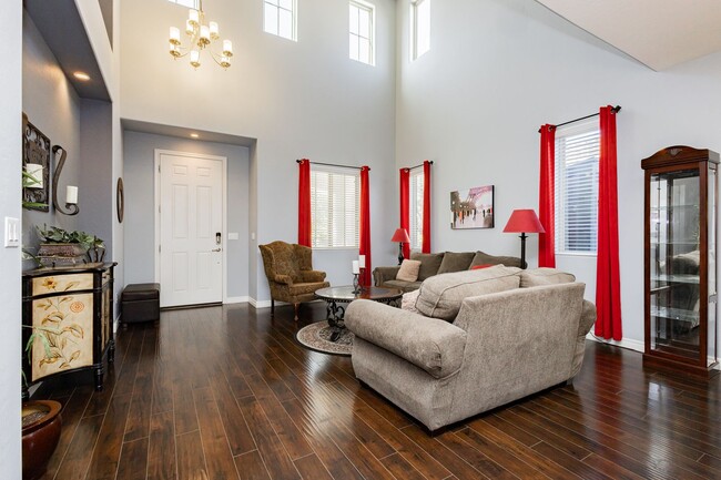 6466 American Eagle Ave in Las Vegas, NV - Building Photo - Building Photo