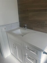 722 NE 8th St in Hallandale Beach, FL - Building Photo - Building Photo