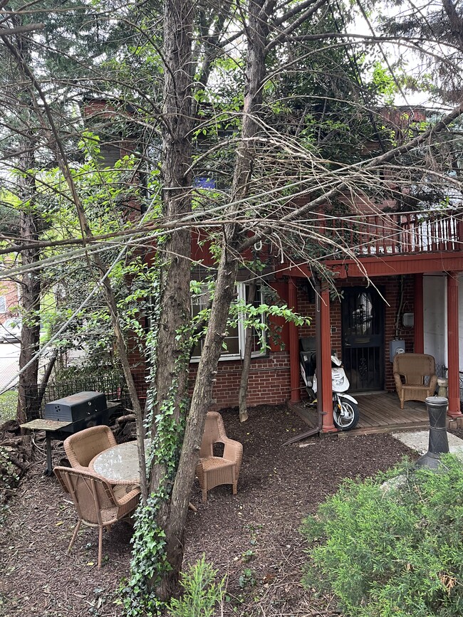 142 Webster St NE, Unit Loft Bedrooms