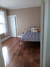 568 Lakewood St in Detroit, MI - Building Photo - Building Photo