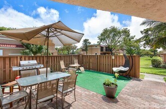 8206 Severn Dr in Boca Raton, FL - Building Photo - Building Photo