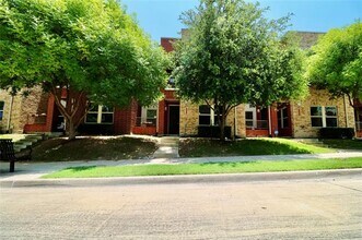1524 Sphinx St in Dallas, TX - Building Photo - Building Photo