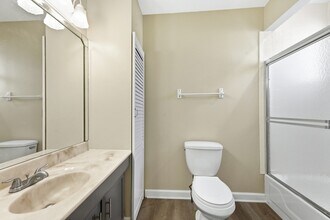 24236 Shakespeare Ave in Eastpointe, MI - Building Photo - Building Photo