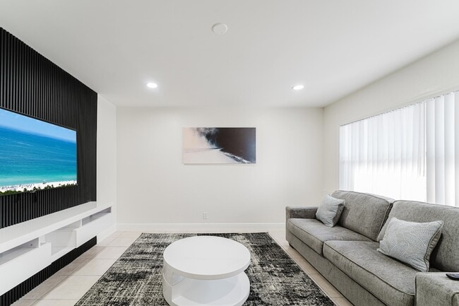 1800 NW 4th Ave in Boca Raton, FL - Foto de edificio - Building Photo