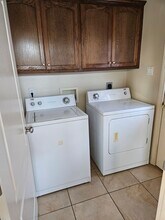 1905 Horsetail Falls, Unit 4 in Edinburg, TX - Building Photo - Building Photo