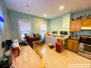 1562 Tremont St, Unit 3 in Boston, MA - Building Photo - Building Photo