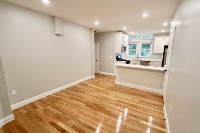 248 Main St in Malden, MA - Building Photo - Building Photo