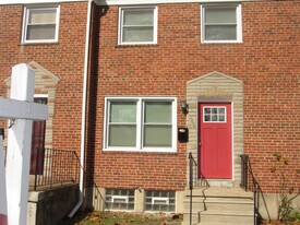 4776 Shamrock Ave in Baltimore, MD - Building Photo