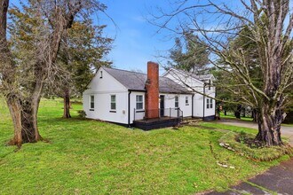 613 Pearson Springs Rd in Maryville, TN - Building Photo - Building Photo