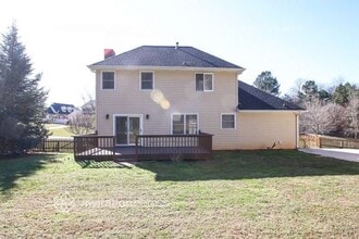 1811 Southridge Dr in Belmont, NC - Building Photo - Building Photo