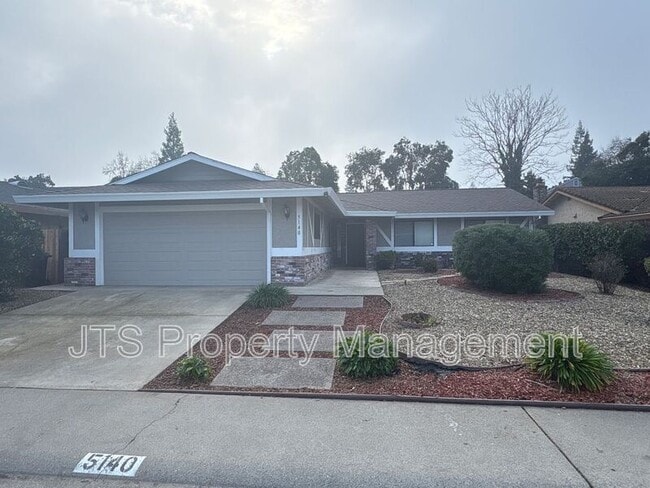 5140 Linda Lou Dr in Carmichael, CA - Building Photo - Building Photo