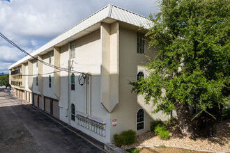 The Pointe in Austin, TX - Building Photo - Building Photo