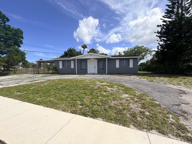 6036 Westover Rd in West Palm Beach, FL - Building Photo - Building Photo