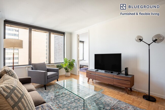 150 E 57th St in New York, NY - Building Photo - Building Photo