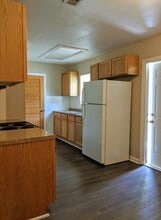 806 Essex Dr in Tallahassee, FL - Building Photo - Building Photo