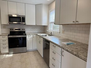 222 Ross St in Salem, VA - Foto de edificio - Building Photo