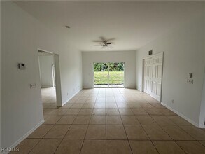 3969 Sunset Rd in Lehigh Acres, FL - Building Photo - Building Photo