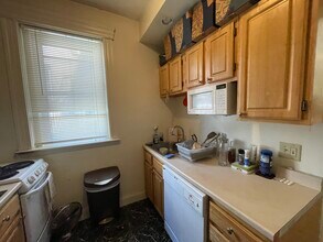 104 Peterborough St, Unit 9 in Boston, MA - Building Photo - Building Photo