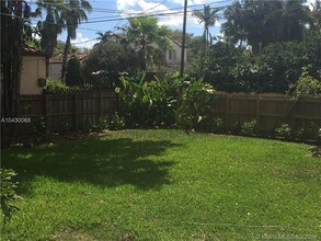 454 NE 93rd St in Miami Shores, FL - Building Photo - Building Photo