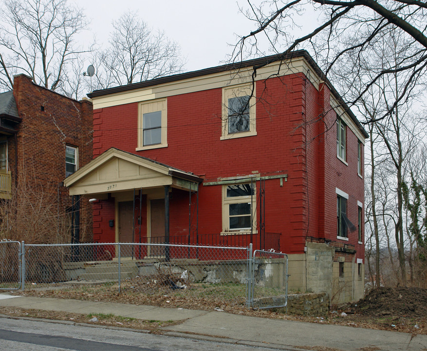 3071 Mathers St in Cincinnati, OH - Foto de edificio