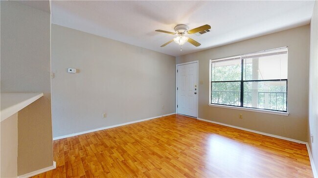 307 Manuel Dr, Unit D in College Station, TX - Building Photo - Building Photo
