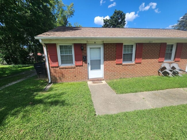 property at 1605 Buren St