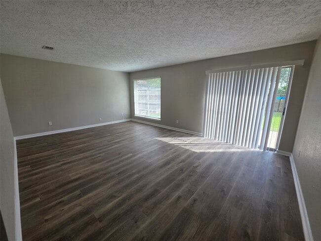 17602 Heritage Bay Dr in Webster, TX - Building Photo - Building Photo