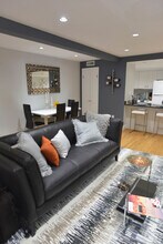 1746 T St NW, Unit 1746 in Washington, DC - Foto de edificio - Building Photo