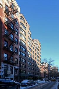 45-55 W 10th St in New York, NY - Foto de edificio - Building Photo