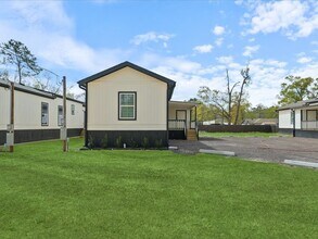 21504 Ruth Dr in New Caney, TX - Building Photo - Building Photo